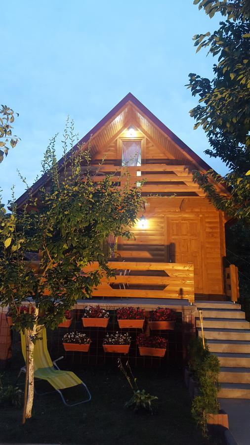 Vacation Home Sajra Kulen Vakuf Luaran gambar