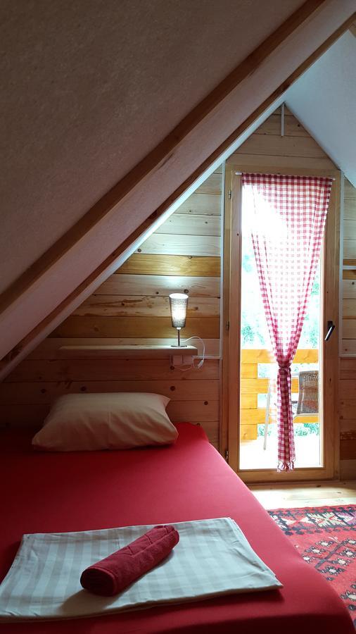 Vacation Home Sajra Kulen Vakuf Luaran gambar