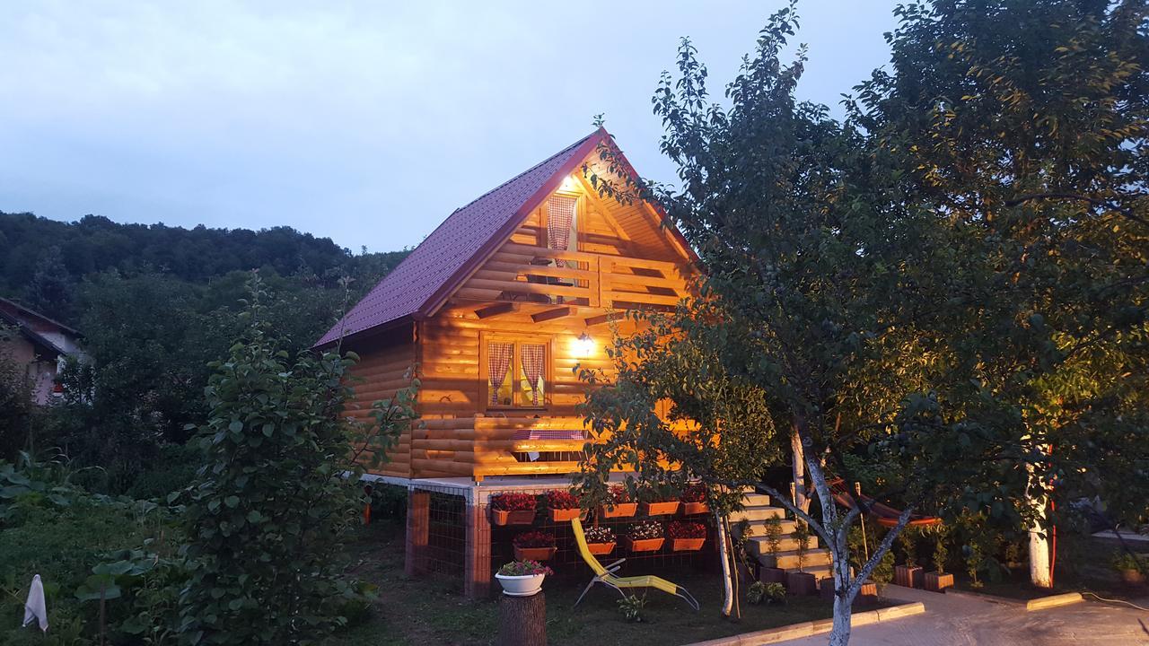 Vacation Home Sajra Kulen Vakuf Luaran gambar